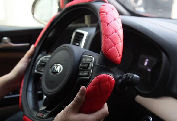 Bọc vô lăng, nên mua bọc vô lăng loại nào?
