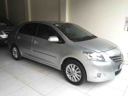 Cách phân biệt Toyota Vios G và Vios Limo