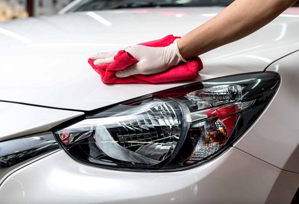 Cách rửa xe, vệ sinh khoang máy tại nhà
