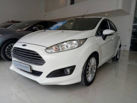 Đánh giá có nên mua Ford Fiesta cũ không?