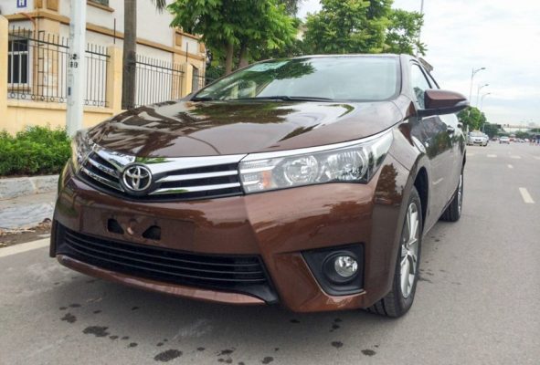 Đánh giá có nên mua Toyota Corolla Altis 2017 cũ không?