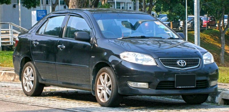 Đánh giá có nên mua Toyota Vios 2005 cũ không?