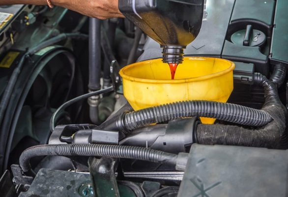 Dầu nhớt hộp số ô tô giá bao nhiêu tiền & bao lâu phải thay?