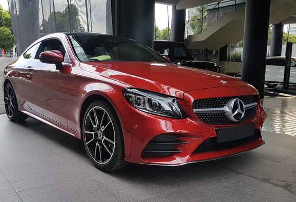 Mercedes C300 AMG 2021: Giá xe lăn bánh & đánh giá thông số kỹ thuật (7/2021)