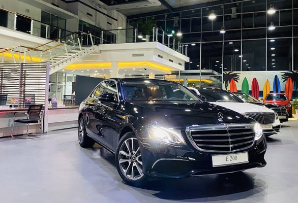 Mercedes E200 Exclusive 2021: Giá xe lăn bánh & đánh giá thông số kỹ thuật (7/2021)