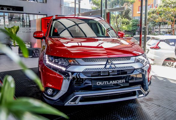 Mitsubishi Outlander 2021: Giá xe lăn bánh & đánh giá thông số kỹ thuật (7/2021)