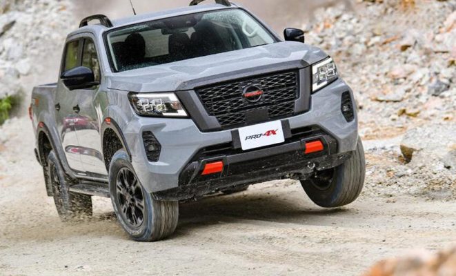 Nissan Navara 2021: Giá xe lăn bánh & đánh giá thông số kỹ thuật (7/2021)