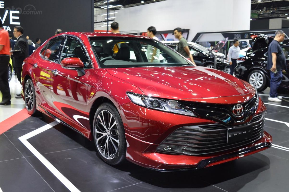Toyota Camry 2021: Giá xe & đánh giá thông số kỹ thuật (7/2021)