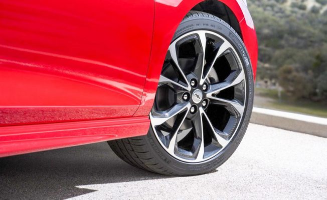 Đánh giá có nên mua Chevrolet Cruze 2019 cũ không?