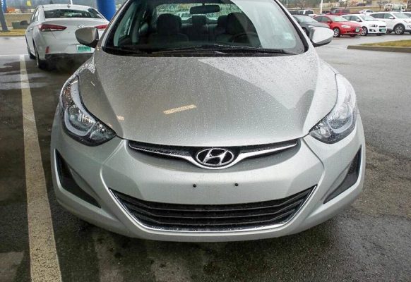 Đánh giá có nên mua Hyundai Elantra 2015 cũ không?