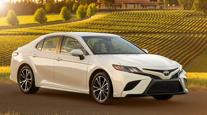 Đánh giá có nên mua Toyota Camry 2018 cũ không?
