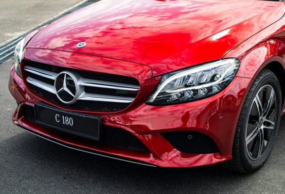Mercedes C180 2021: Giá xe lăn bánh & đánh giá thông số kỹ thuật (7/2021)